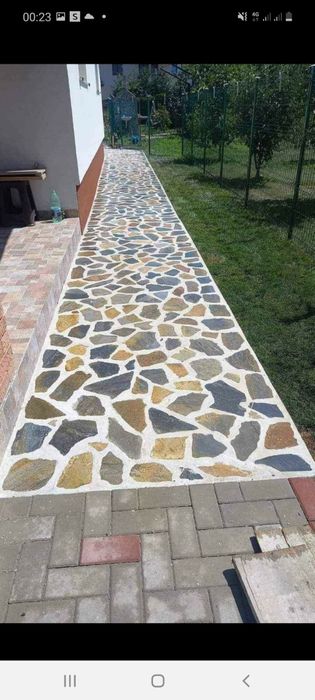 Vând piatră și montez