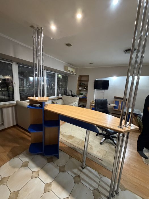 Барная стойка.