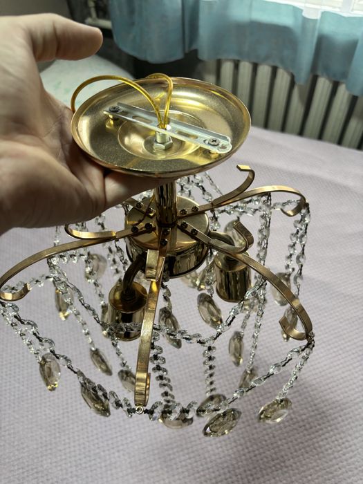 Люстра на потолок