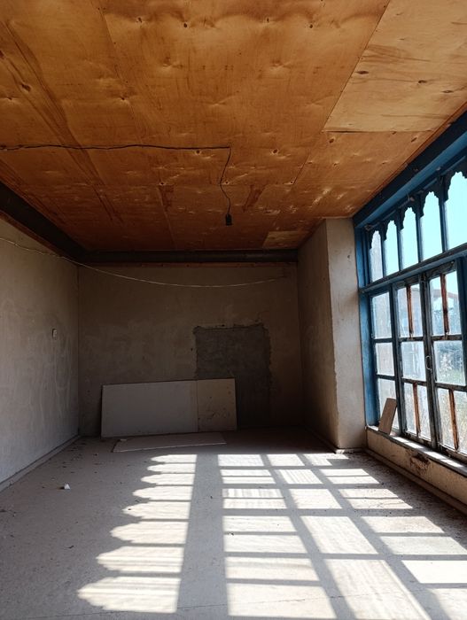 Ховли сотаман 14сотих ,сув яхши