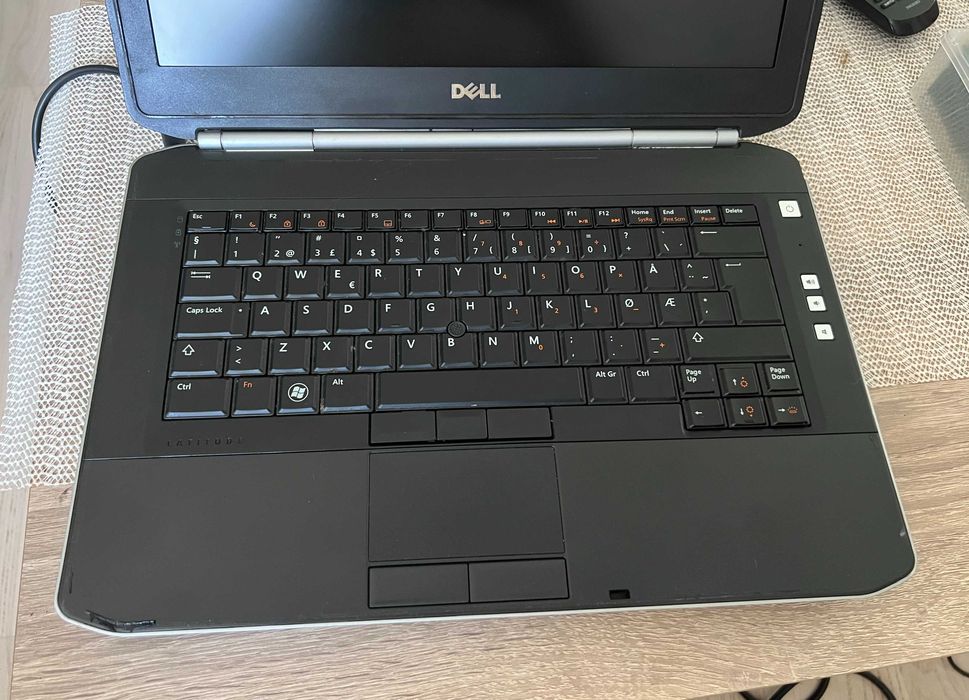 Laptop Dell Latitude E5420 fără HDD, RAM și încărcător defect