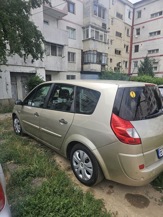 Vând Renault Megane Scenic (2007) – 1.9 dCi – Monovolum de Familie Ideal