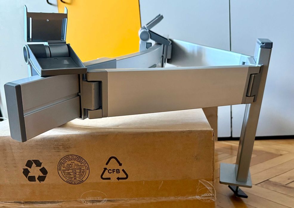 2бр. /Регулируема стойка за два монитор / Turnstone Bivi