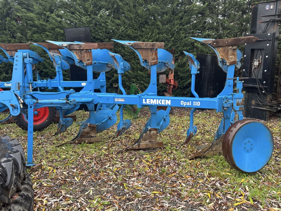 LEMKEN OPAL 110 plug