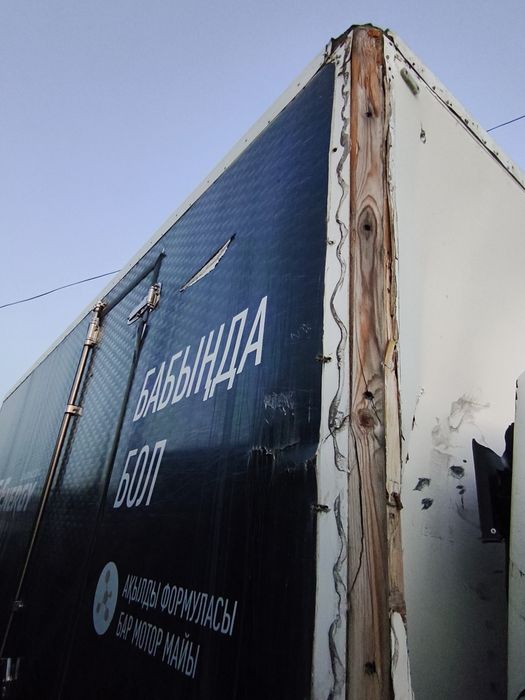 Продам будку от грузовика