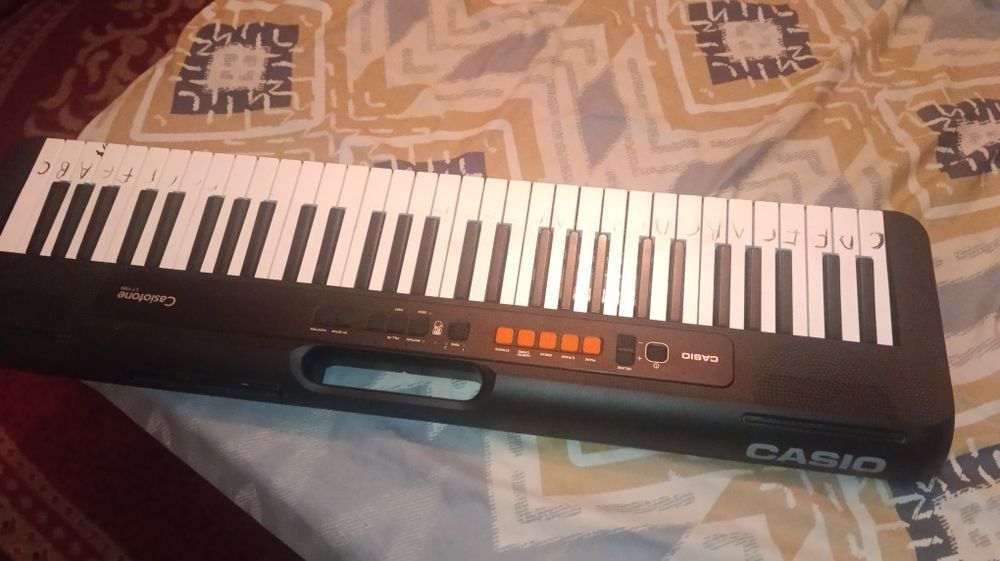 Синтезатор Casio