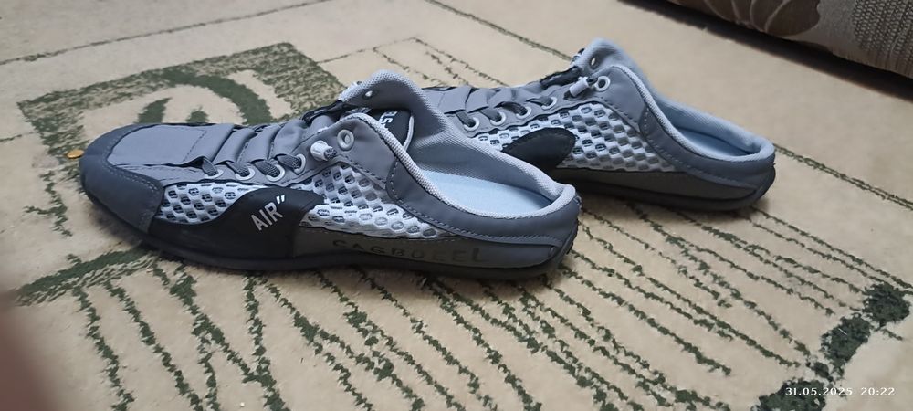 Продам обувь новая