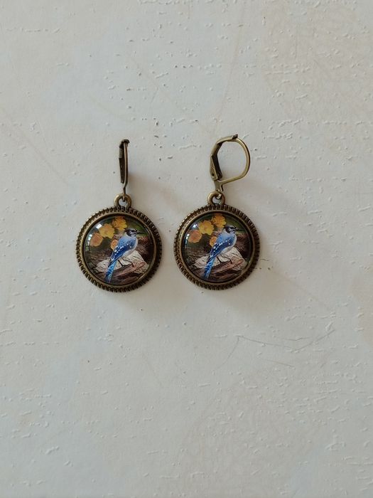 Продавам нови обеци