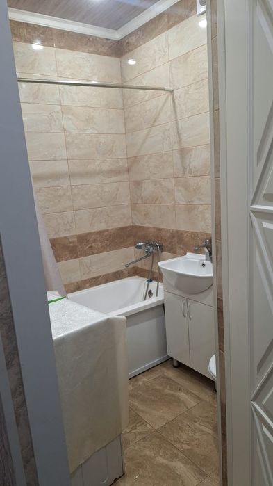 Сдам 2ух комн квартиру длительно