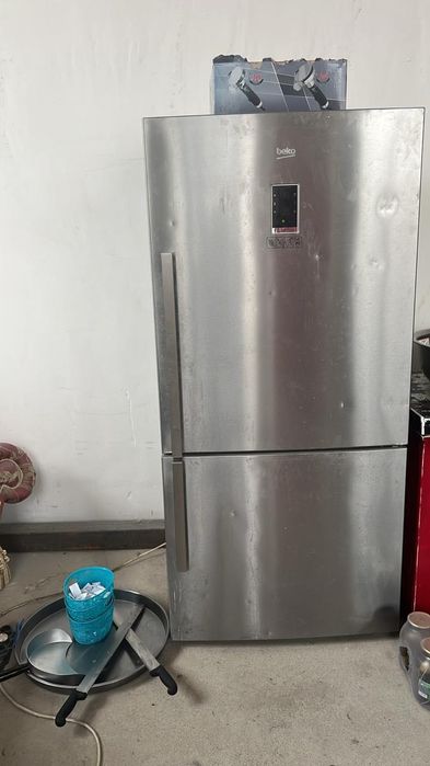 Инвентарь для общепита, продаю срочно.