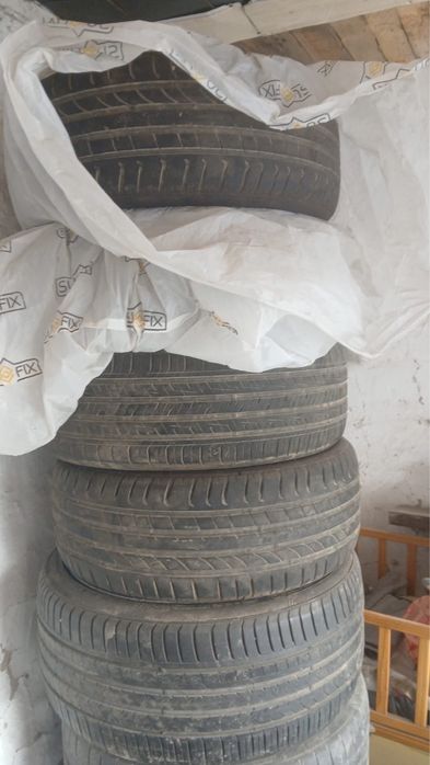 Шина 215/55 r16 )))