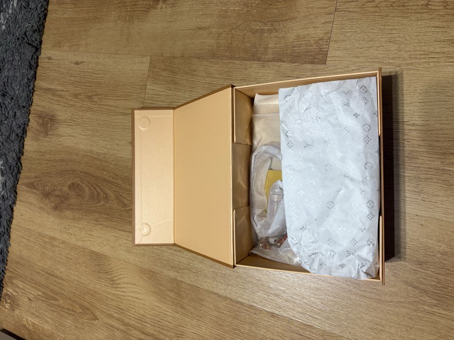 Louis Vuitton Nano Speedy