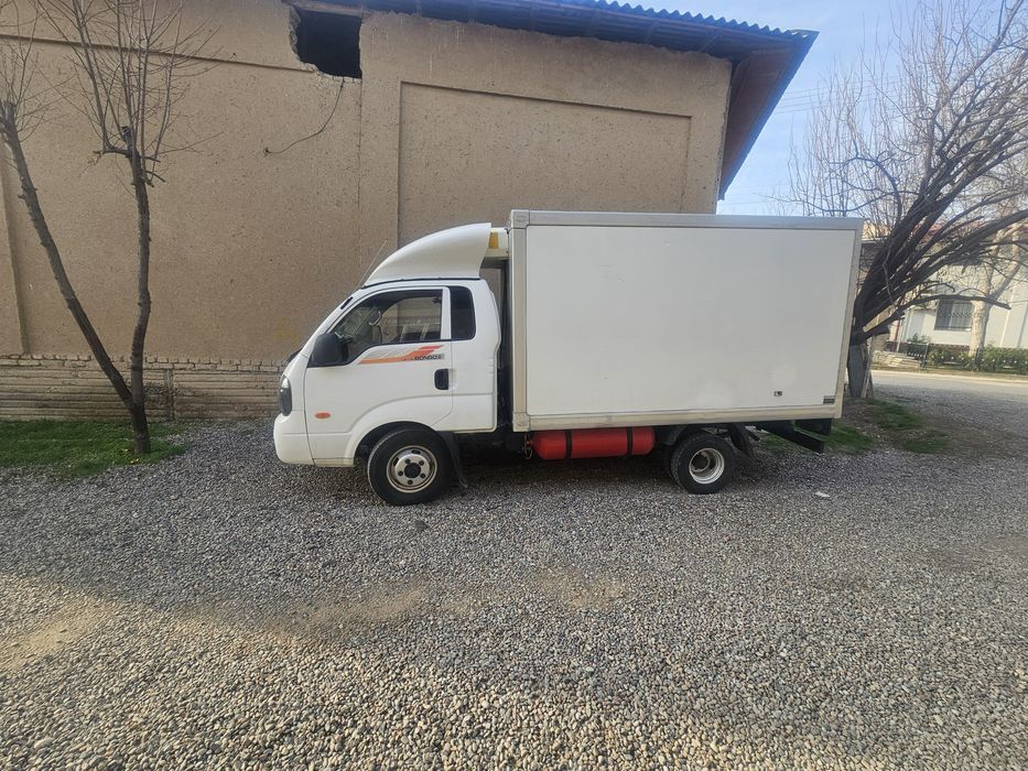 Киа бонго сотилади 1.200