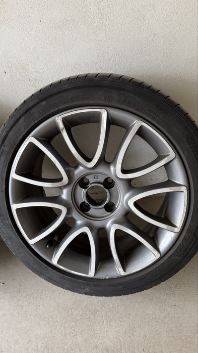 Оригинални джанти от Lancia Delta 3 с гуми Hankook