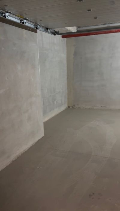 Голям гараж под наем в “Шантре Резидънс”