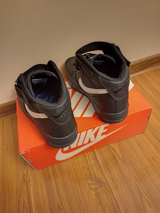 Ghete Nike mărime:40