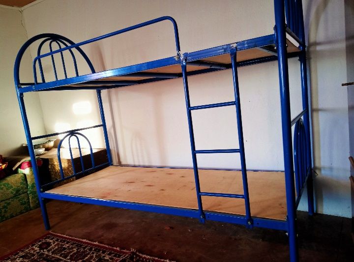двухярусный кровать
