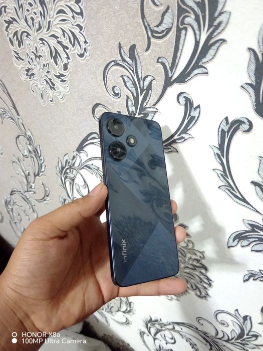 Infinix Hot 30i telefon