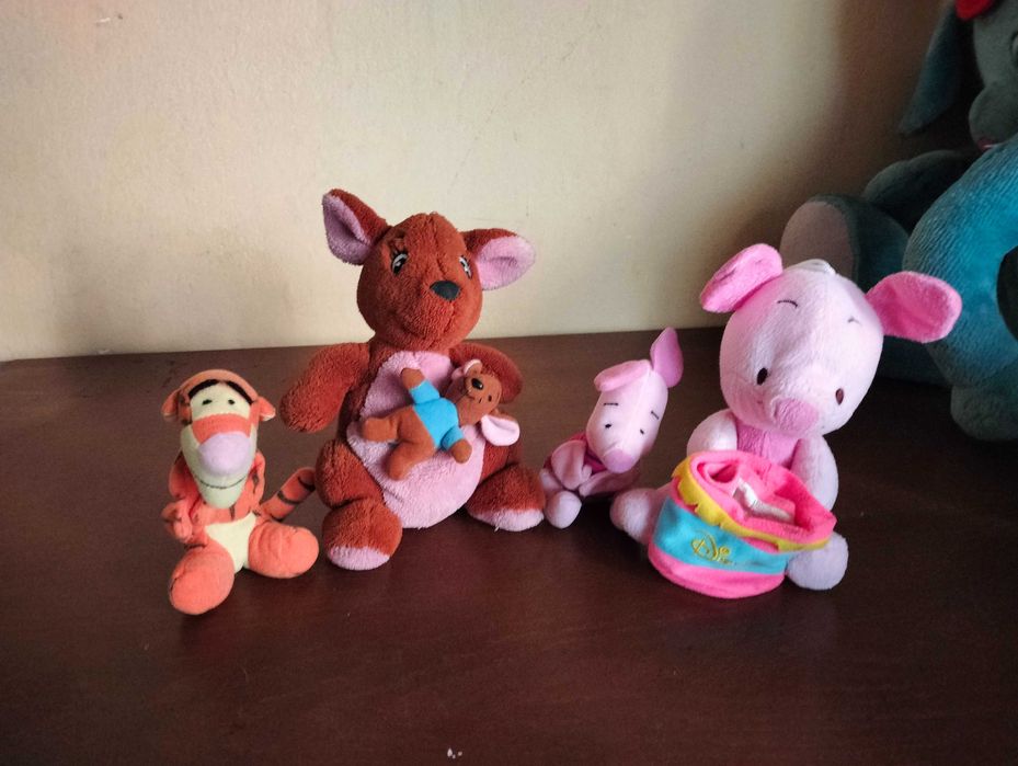Лот от плюшени играчки МЕЧО ПУХ