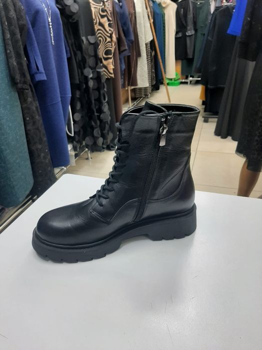 Женская обувь кожаная