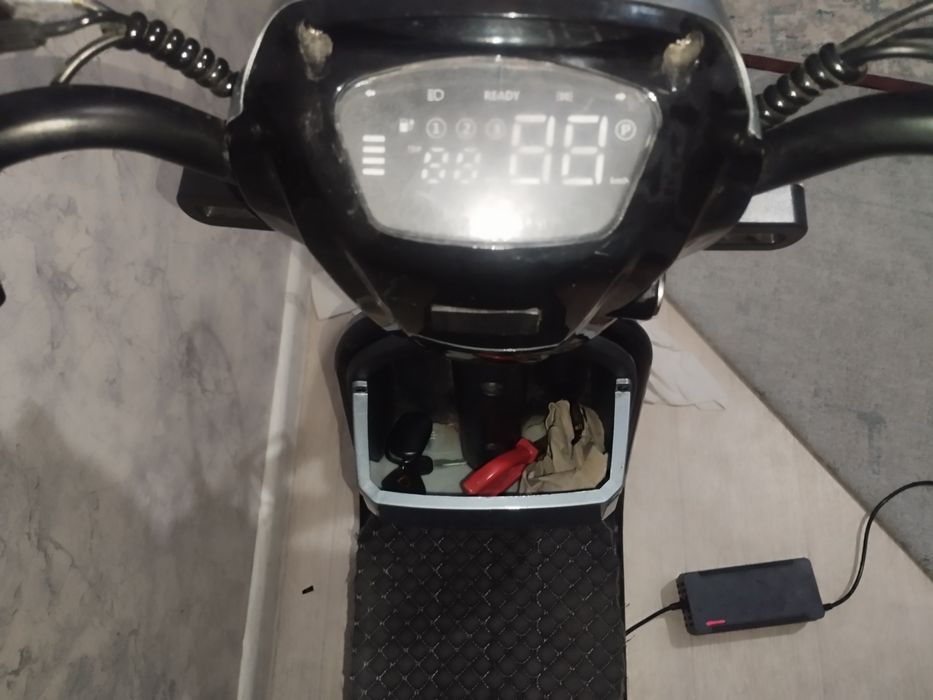 Электроскутер Sk8 2026