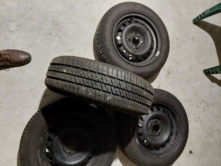 Set 4 anvelope Debica vara + jante 14