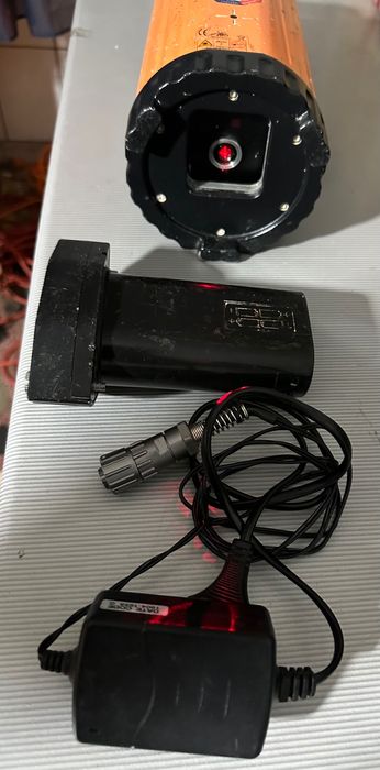 Nivela cu laser rosu pentru aliniere conducte, tevi FENNEL FKL 55