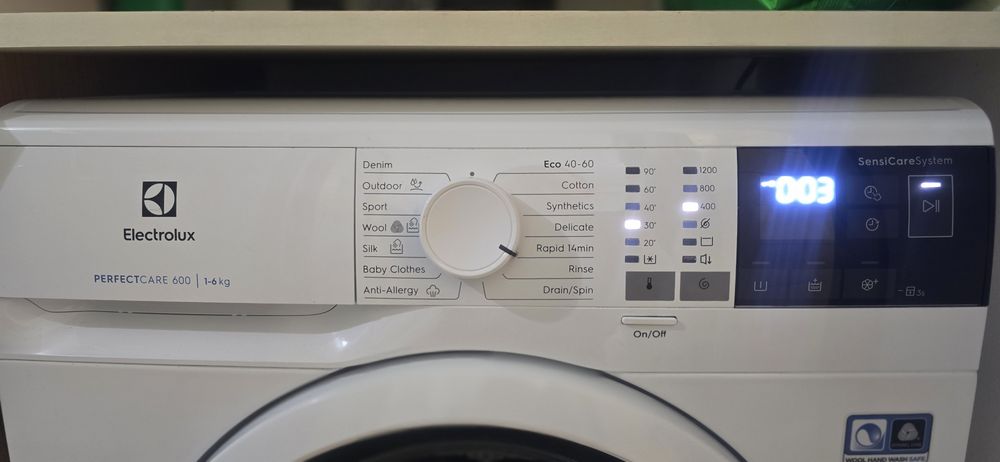 Masina de spalat rufe Electrolux Perfect Care