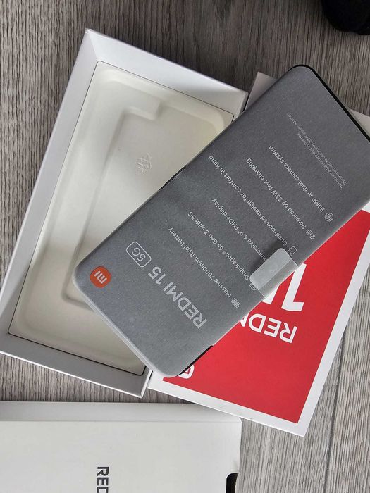 Redmi 15 de vanzare - telefon nou!