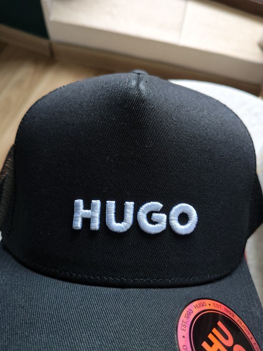 Hugo Marsel trucker șapcă cu plasa unisex culoare negru cu logo alb mărime OS noua originala