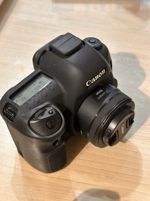 Canon 5d mark iv + обьектив 50mm