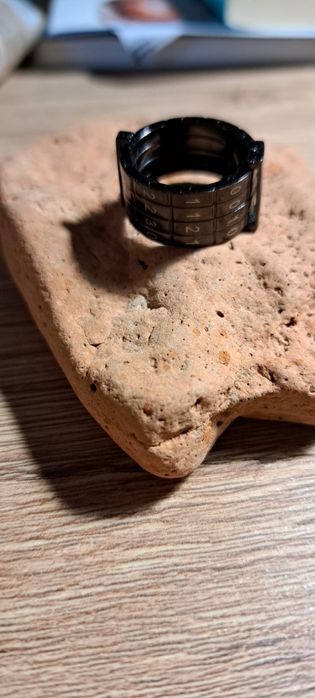 Inel Swatch, Secret Code