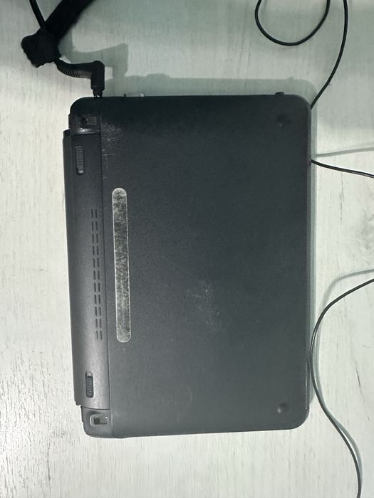 Продам нетбук HP фирма