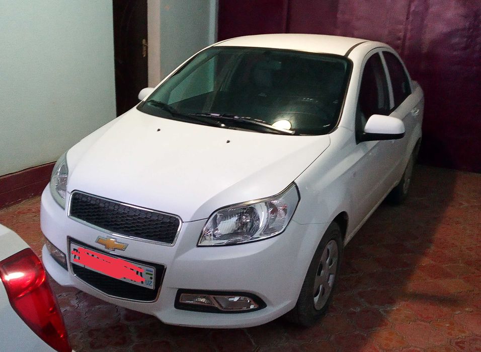 Продаю авто Nexia 3