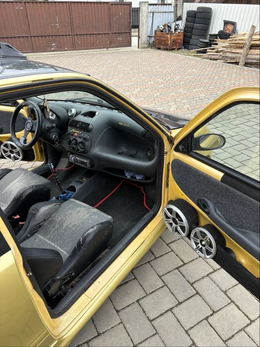Vând Fiat 600 1.1 benzina