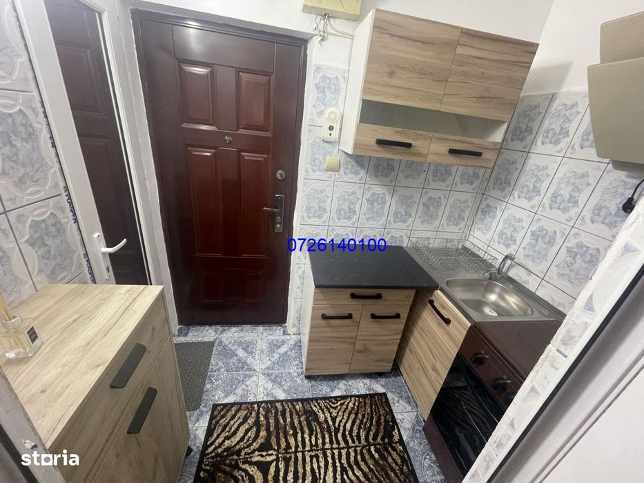 Garsoniera de inchiriat Far etaj 2