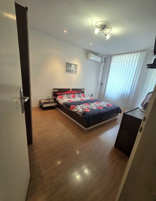 Продава се Двустаен апартамент в Кюстендил, Ильо войвода - 65 кв.м за 1293 €/кв.м - Снимка #3