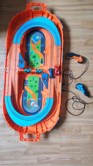 Circuit mașinuțe Hot wheels