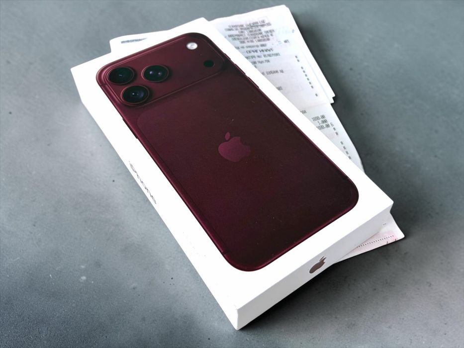 НАЛИЧЕН! Apple iPhone 18 Pro Max 256GB Burgundy 2г. Гаранция!