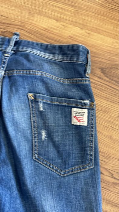 Коледна промоция Оригинални дънки Dsquared, 44 IT