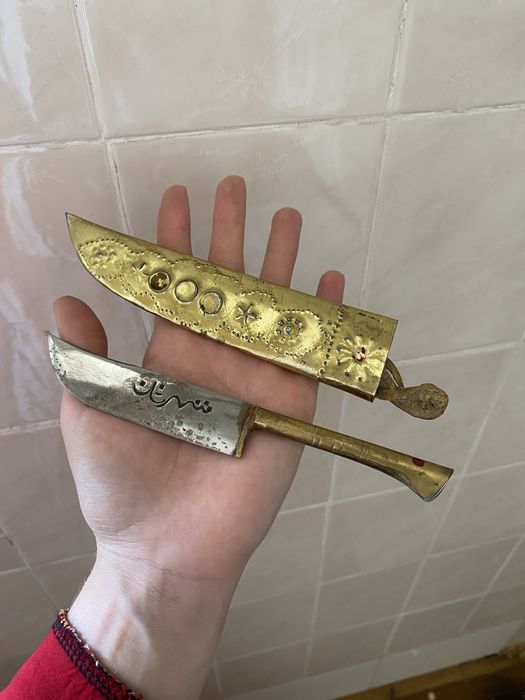 Продаются сувенирные подарочные ножи
