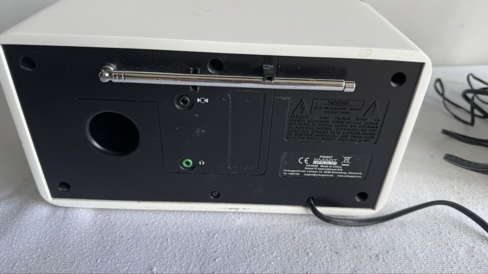Radio digital cu auxiliar , FM si DAB fm