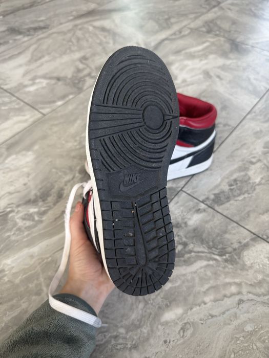 Air Jordan 1 Retro High Satin Snake Chicago