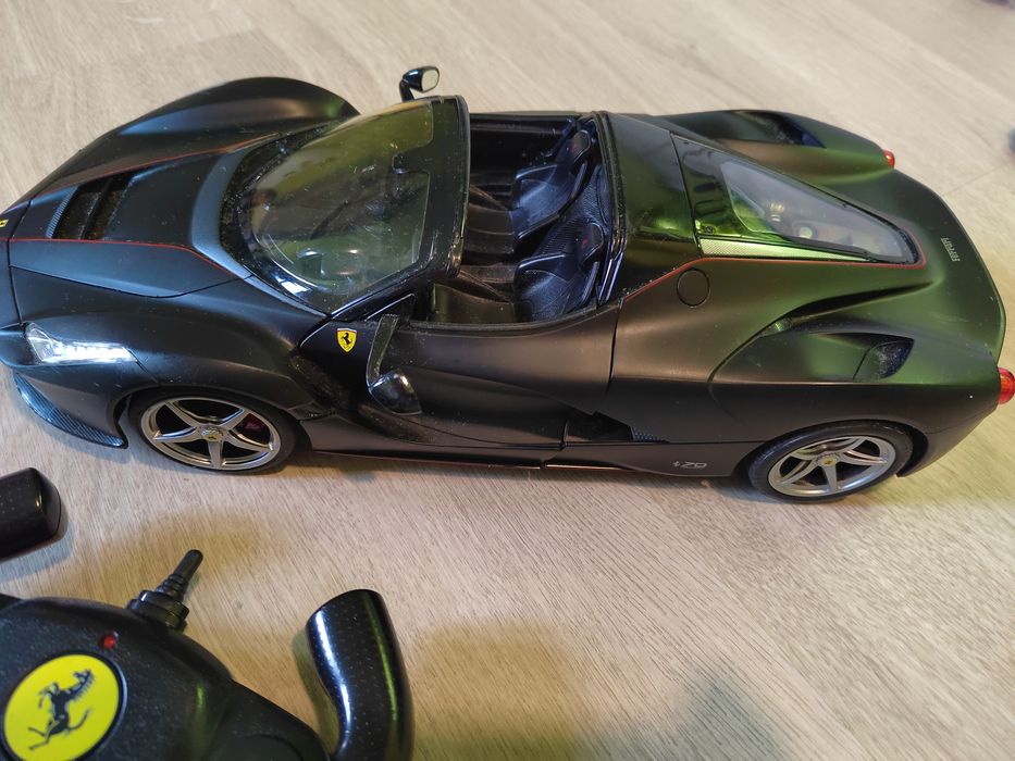 Кола LA FERRARI APERTA DRIFT, с  радиоуправление