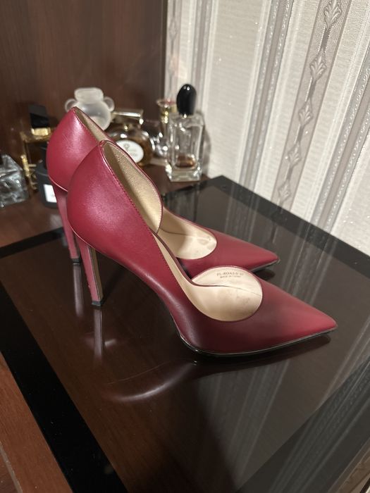 Туфли женские элегантные 37 размера