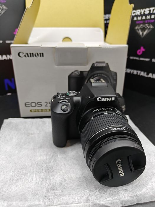 Aparat foto DSLR CANON EOS 250D + Obiectiv EF-S 18-55mm