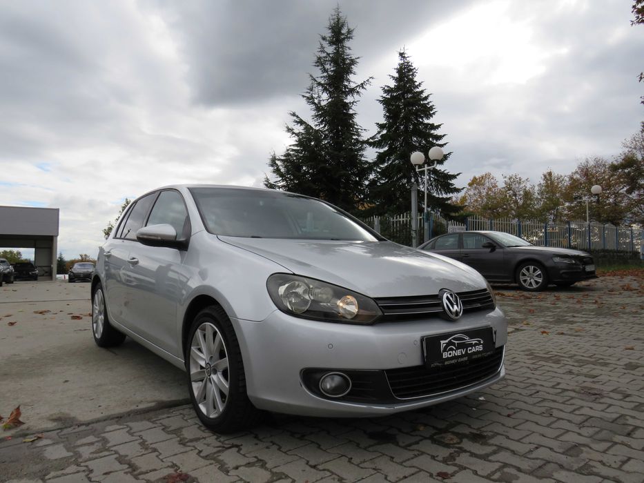 Volkswagen Golf 6 1.6Tdi DSG Navi регистриран