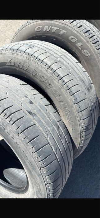 Резина шины  215 65 r16