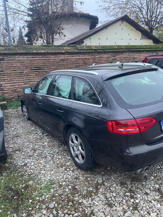 Audi A4 2011 avariat