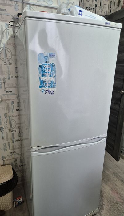 Продам холодильник